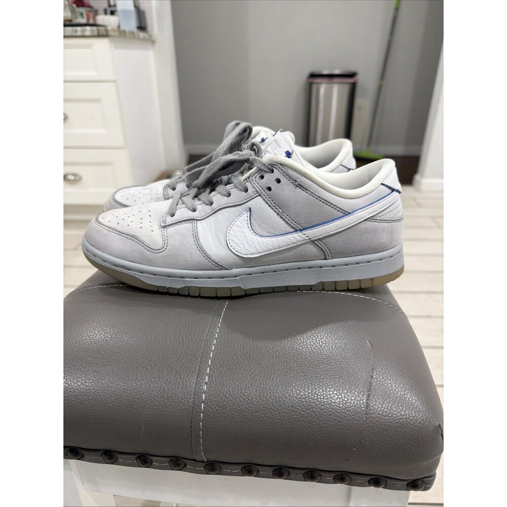 Nike Dunk Low Men’s 8.5 wolf grey pure platinum